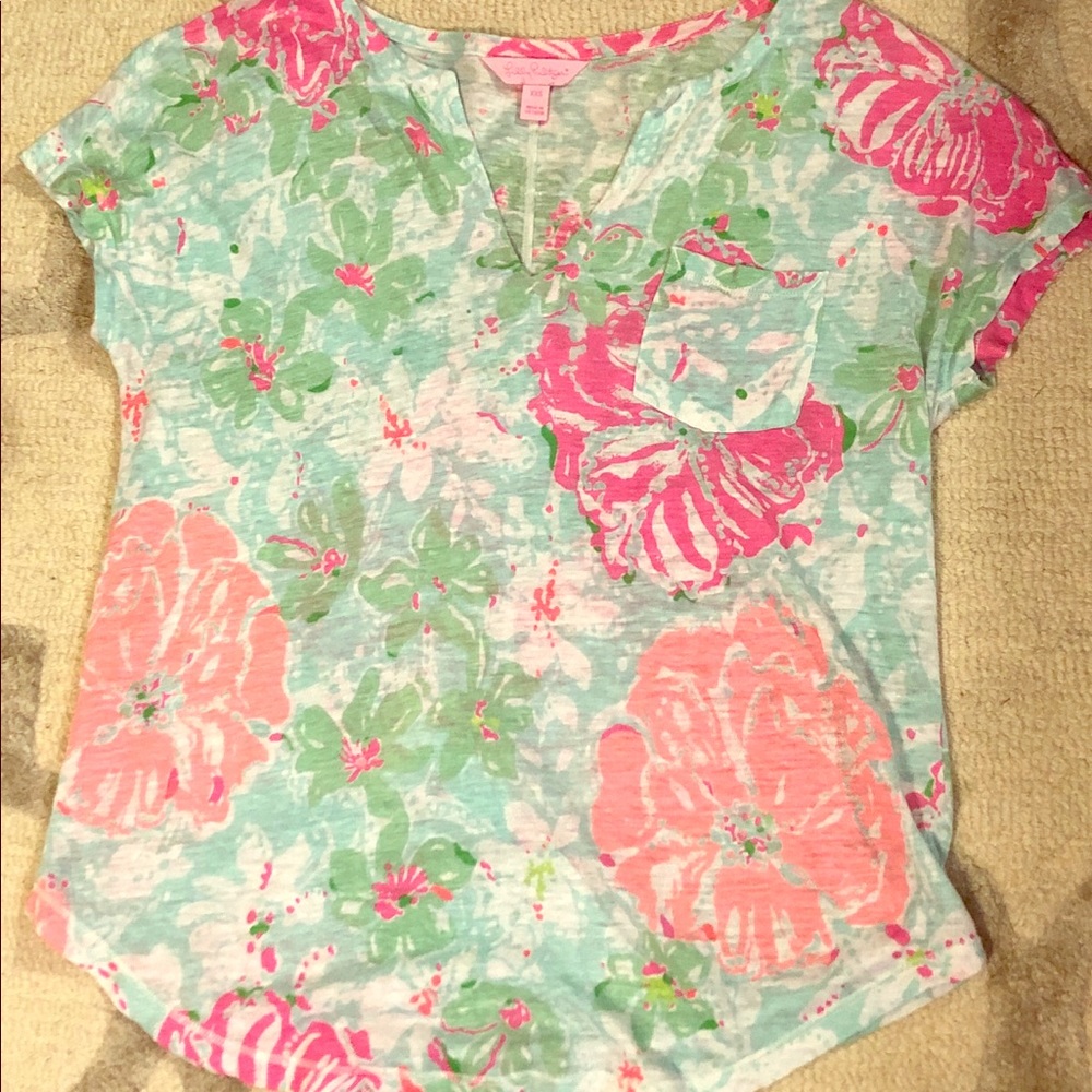 Lilly Pulitzer Floral V neck